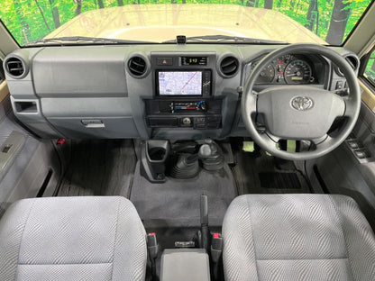 トヨタ ランドクルーザー70ピックアップ