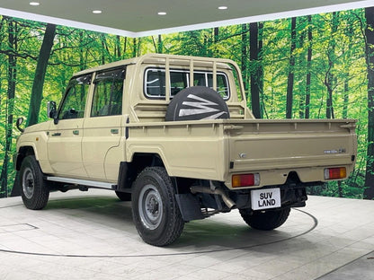 トヨタ ランドクルーザー70ピックアップ