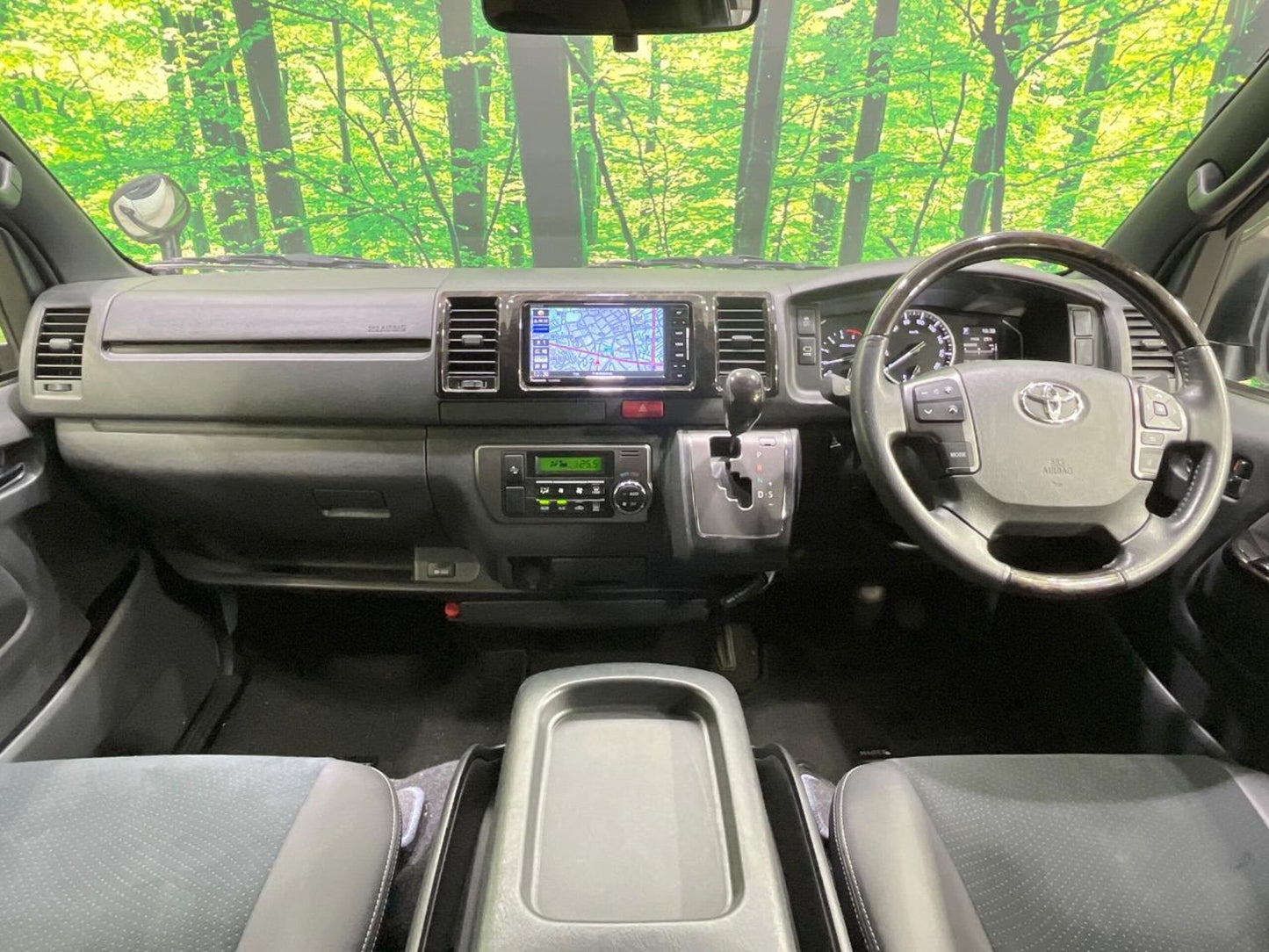 トヨタ ハイエースバン