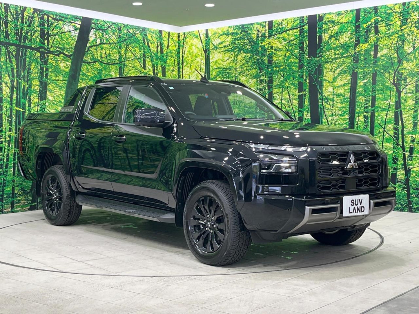 三菱 トライトン