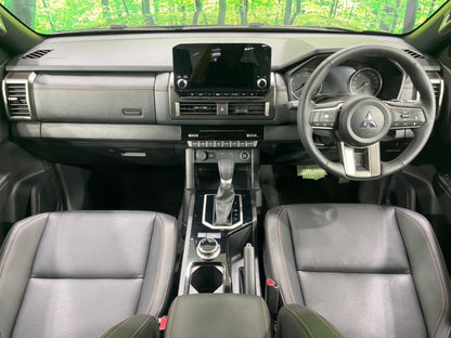 三菱 トライトン